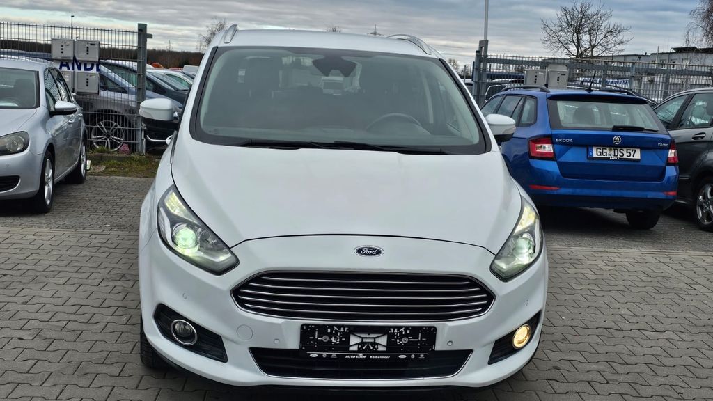 Ford S-Max 179.426 km 11.999 &euro; Dietzenbach 63128