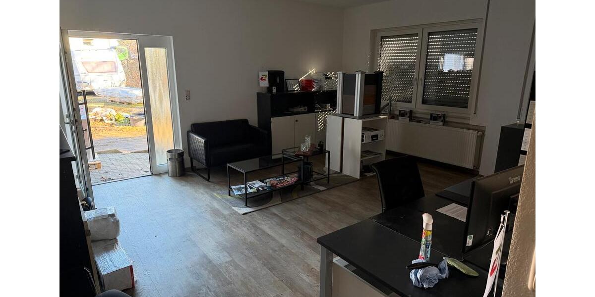 Gewerbeobjekt Friedberg (Hessen) - 1.500&euro; | Angebot:25253918