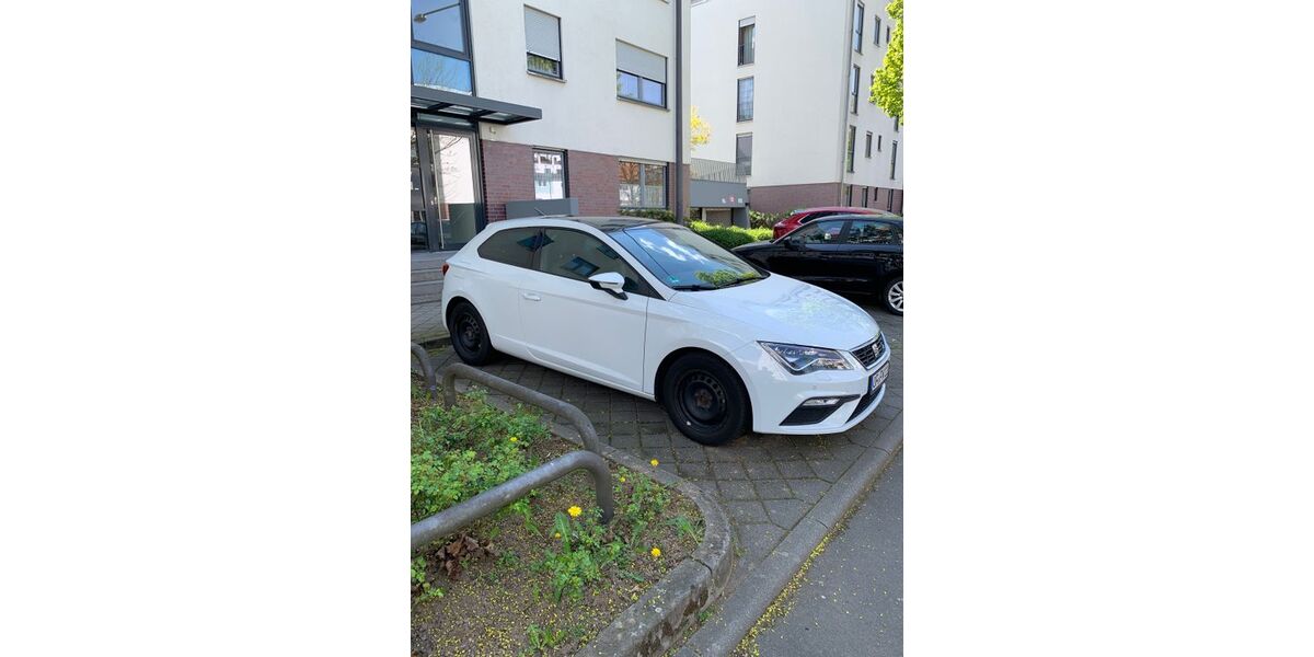 Seat Leon 103.700 km 10.870 &euro; Mainhausen 63533