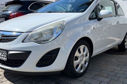 Opel Corsa 211.165 km 2.750 &euro; Niederdorfelden 61138