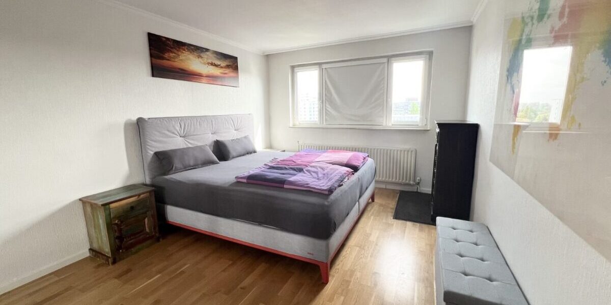Frankfurt-Eckenheim: Toller Ausblick! Schöne 3-Zimmer-Wohnung mit Dachterrasse! 3 zimmer