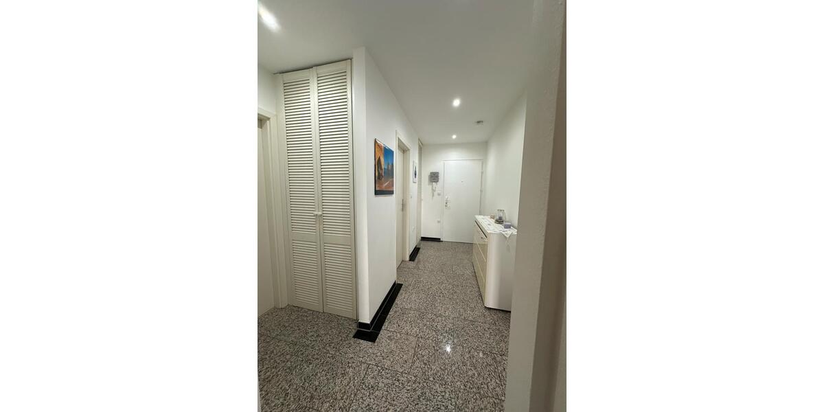 Etagenwohnung Frankfurt am Main Eschersheim - 2 Zimmer, 65 m&sup2;, 219.000&euro; | Angebot:26105137