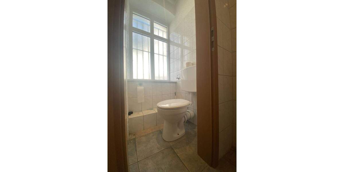 Gewerbeobjekt Frankfurt am Main Seckbach - 2 Zimmer, 70 m&sup2;, 780&euro; | Angebot:24543848