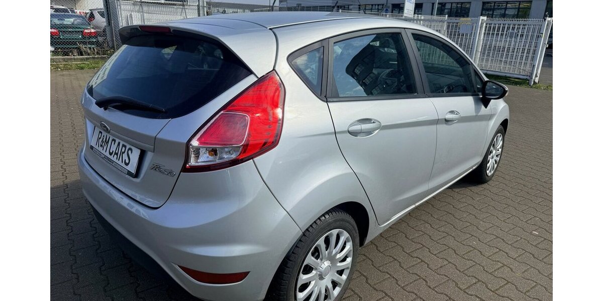 Ford Fiesta 1.6 Automatik Trend/51.000km 51.100 km 7.999 &euro; Frankfurt 60386