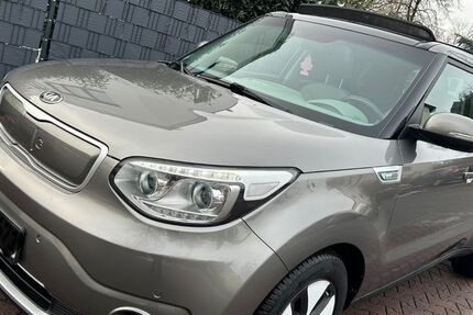 Kia Soul 124.000 km 5.600 &euro; Offenbach 63069