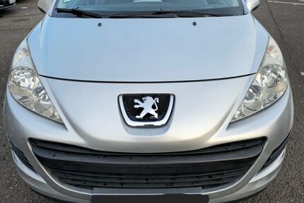 Peugeot 207 94.000 km 3.900 &euro; Offenbach am Main 63067
