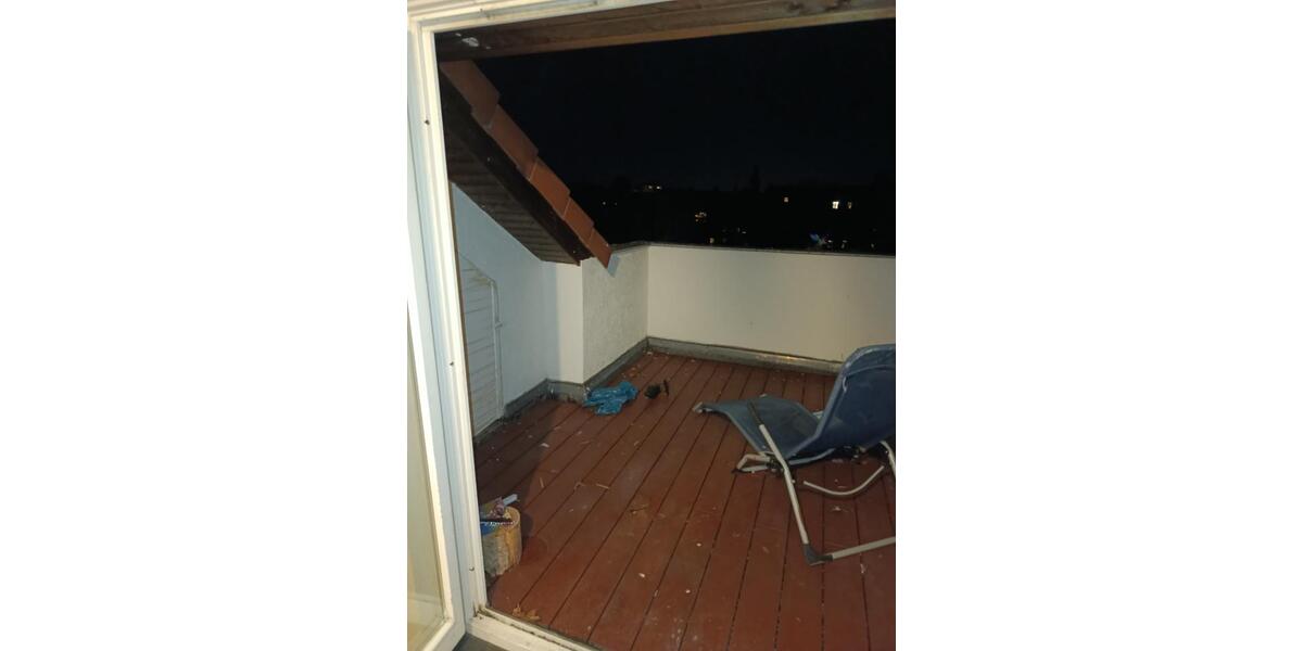 Dachgeschoßwohnung Offenbach am Main - 1.5 Zimmer, 64 m&sup2;, 890&euro; | Angebot:25658957