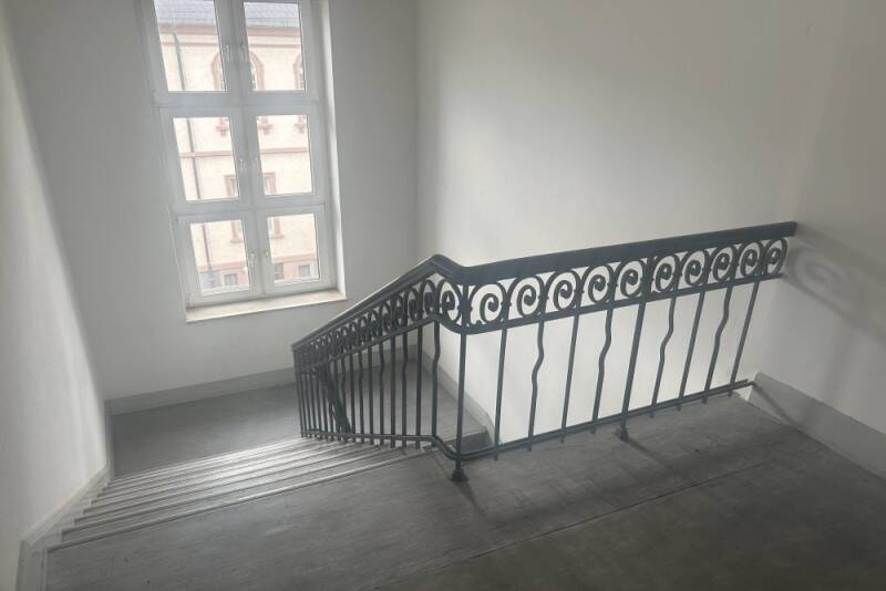 Gewerbeobjekt Frankfurt am Main Höchst - 1 Zimmer, 126 m&sup2;, 1.500&euro; | Angebot:26359353