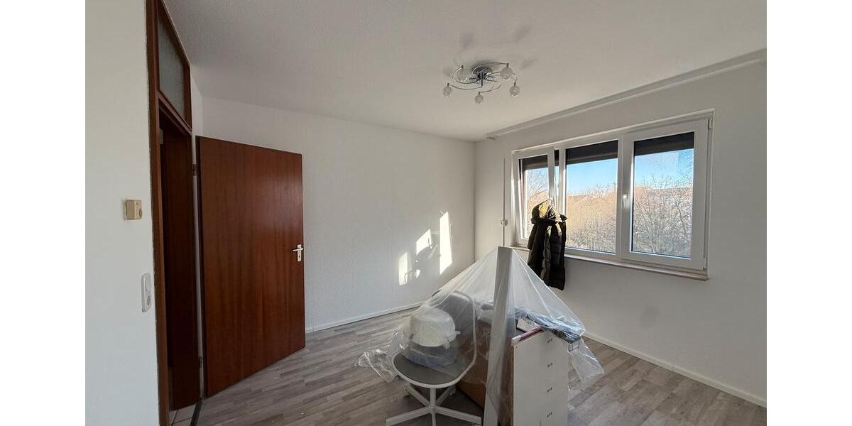 Etagenwohnung Offenbach am Main Bieberer Berg - 3 Zimmer, 79 m&sup2;, 1.150&euro; | Angebot:26055624
