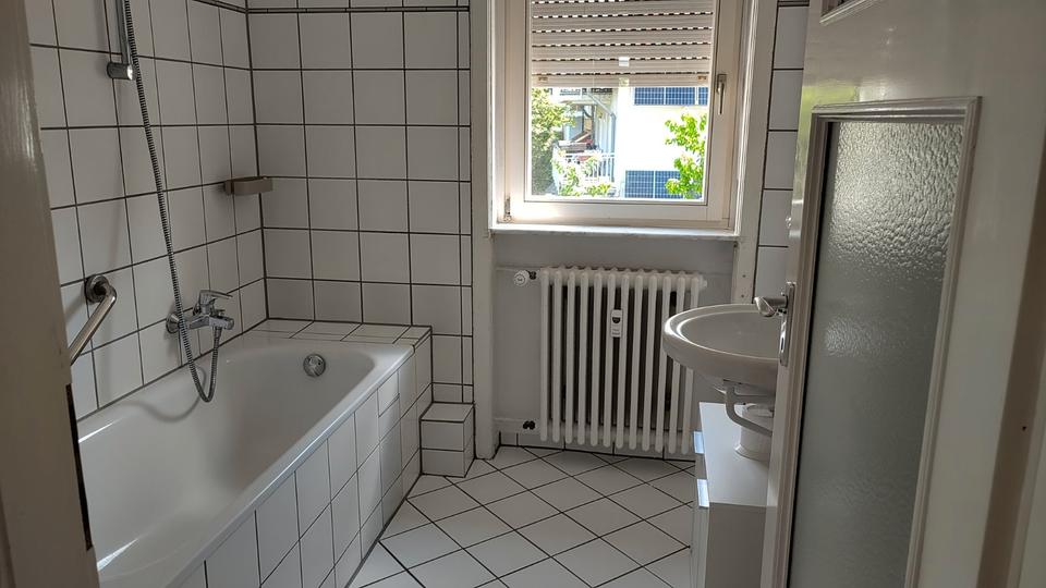 Etagenwohnung Frankfurt am Main Nord-Ost - 3 Zimmer, 80 m&sup2;, 1.212&euro; | Angebot:26533027