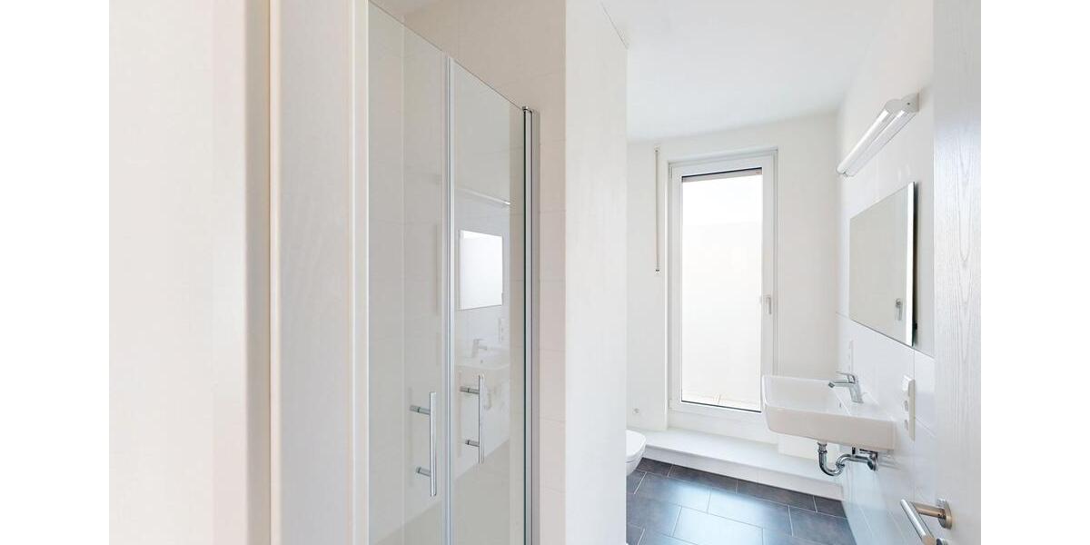 Einfamilienhaus Frankfurt am Main Nord-Ost - 4 Zimmer, 127 m&sup2;, 2.165&euro; | Angebot:25977952