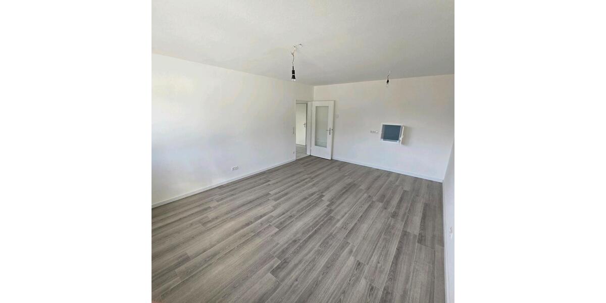 Erdgeschoßwohnung Frankfurt am Main Sossenheim - 3 Zimmer, 75 m&sup2;, 1.505&euro; | Angebot:26049635