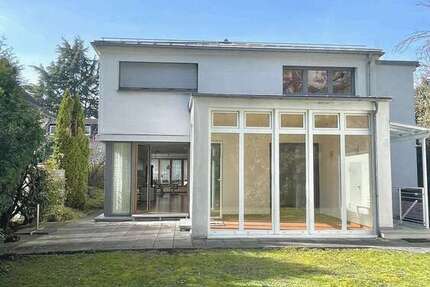 Haus Frankfurt Nord-West - 5 Zimmer, 313 m&sup2;, 980.000&euro; | Angebot:25475750