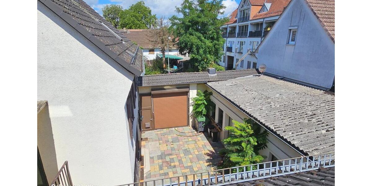 Wohnen und Arbeiten in einem Haus zimmer