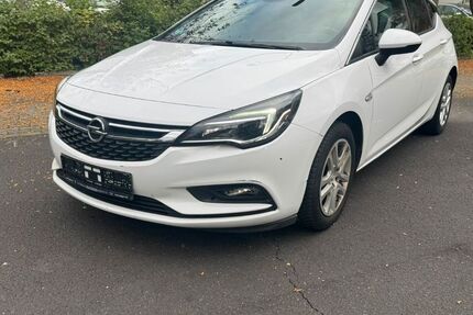 Opel Astra 53.601 km 8.900 &euro; Steinbach 61449