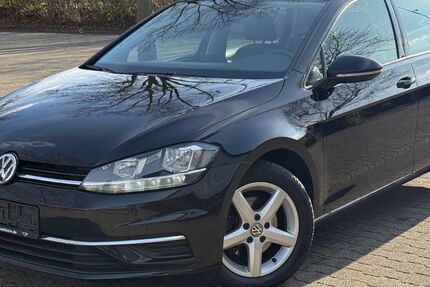 VW Golf 254.000 km 11.998 &euro; Rüsselsheim 65428