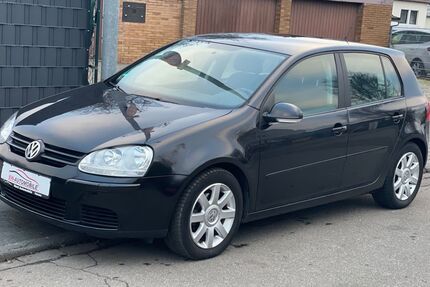 VW Golf 57.000 km 5.999 &euro; Mühlheim am Main 63165