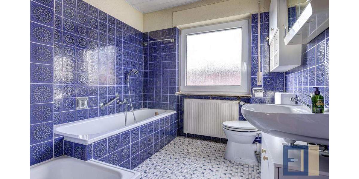 Einfamilienhaus Bischofsheim - 9 Zimmer, 215 m&sup2;, 529.950&euro; | Angebot:25691148