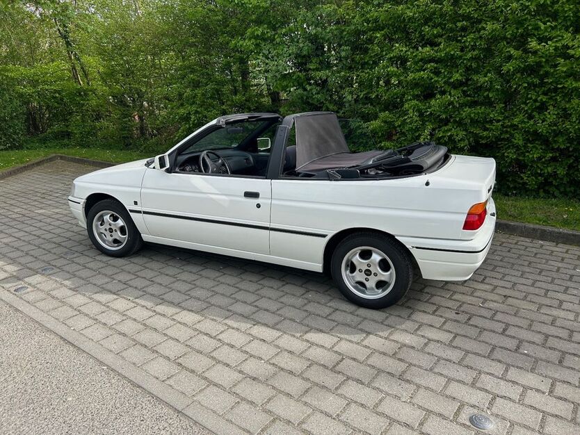 Ford Escort 100.500 km 4.100 € Wiesbaden 65197