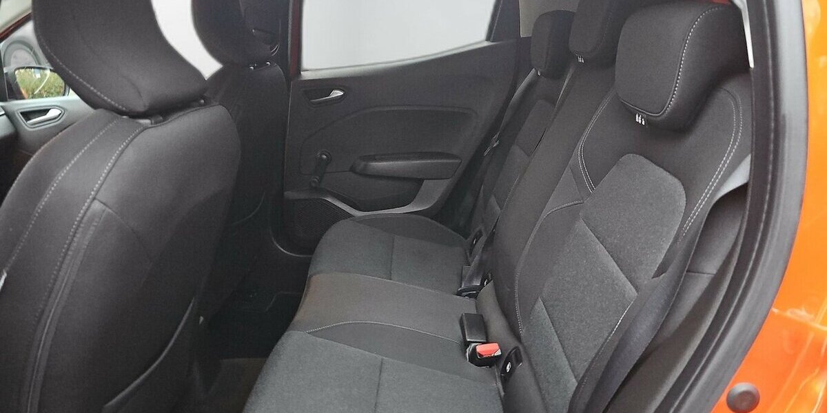 Renault Clio Zen Rate 135,- 21.949 km 13.750 &euro; Schwalbach/Taunus 65824