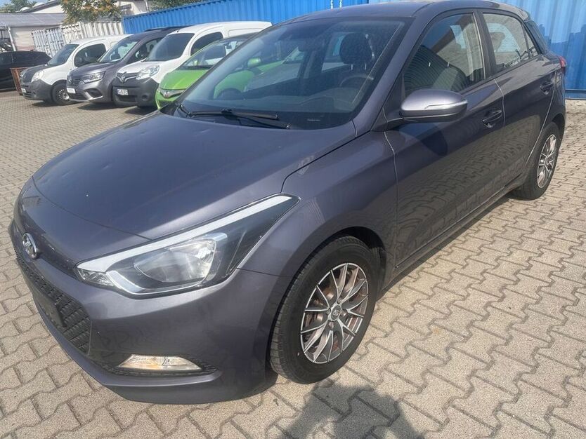 i20