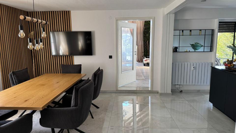 Etagenwohnung Griesheim - 4.5 Zimmer, 140 m&sup2;, 1.700&euro; | Angebot:26413113