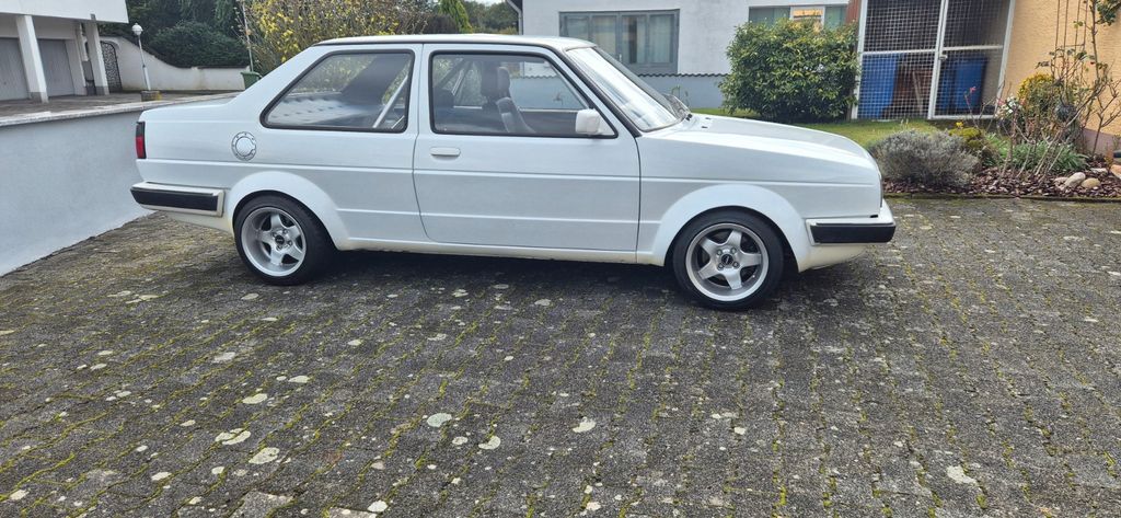 VW Jetta 124.000 km 10.000 &euro; Eppertshausen 64859