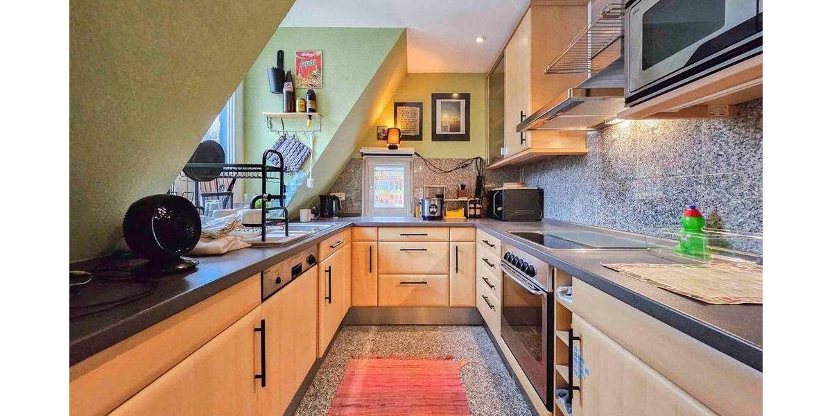 Exklusiver Maisonette-Lifestyle mitten in Bornheim mit eigener Garage & Stellplatz 3 zimmer