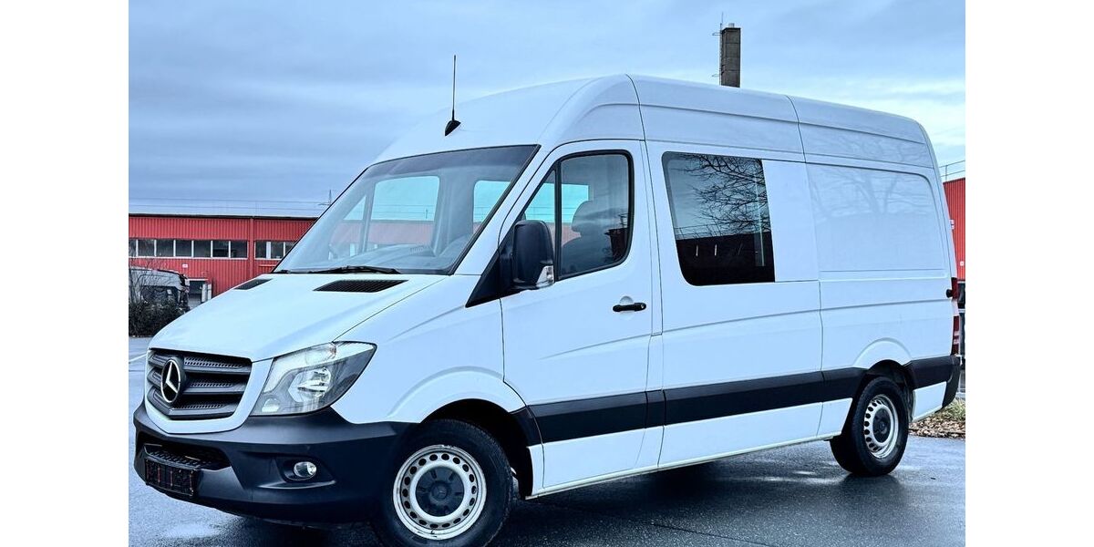 Mercedes-Benz Sprinter 152.370 km 27.700 &euro; Dietzenbach 63128