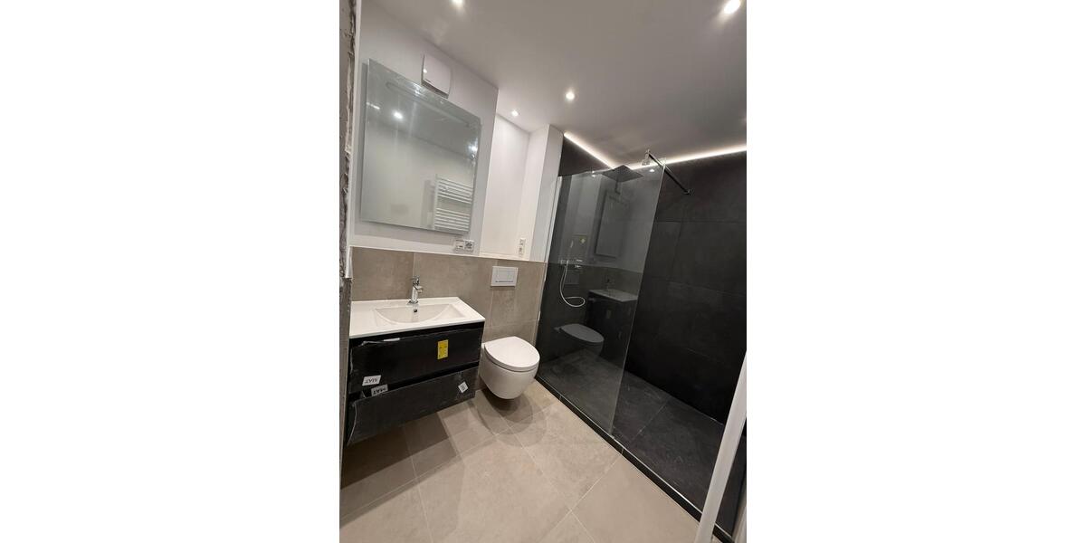 Exklusive 3-Zimmer-Wohnung mit Balkon – Erstbezug nach Sanierung 3 zimmer