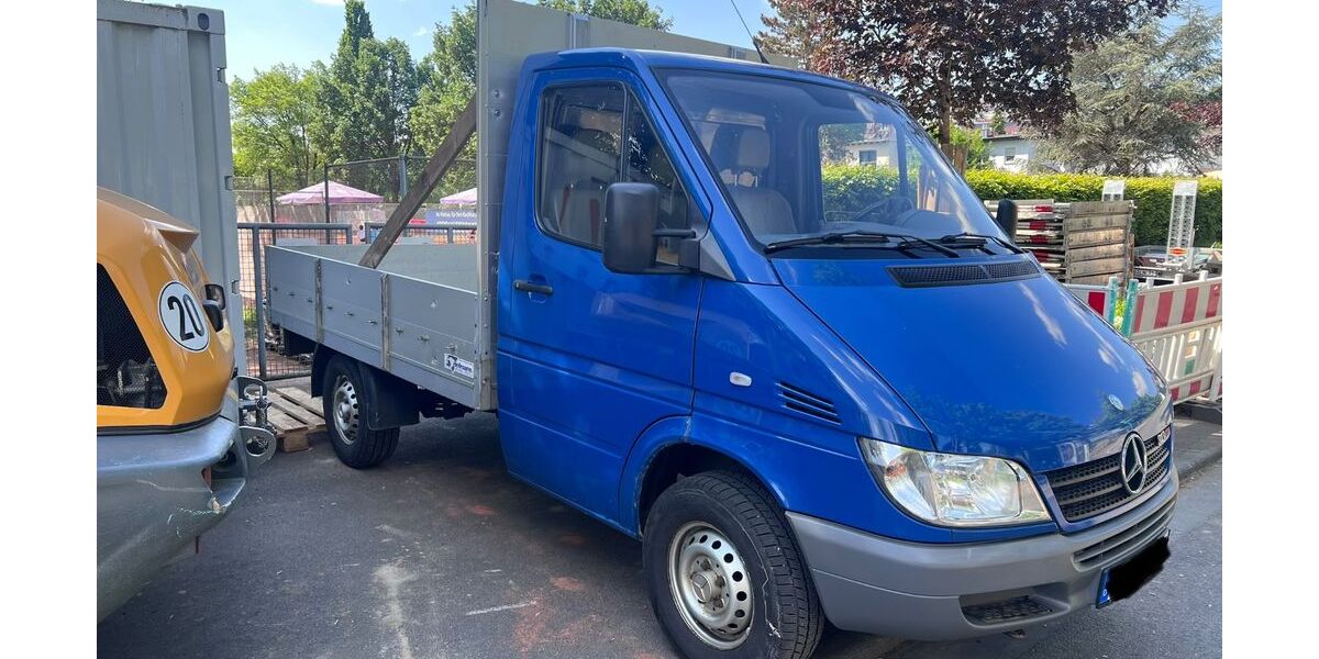Mercedes-Benz Sprinter 93.471 km 6.200 &euro; Bad Homburg 61352