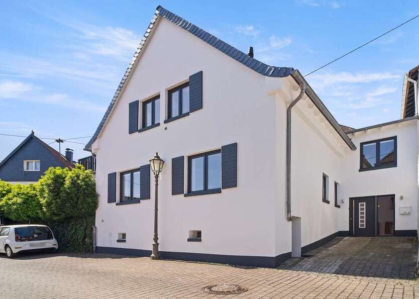Haus zum Kaufen in Hofheim am Taunus Lorsbach 699.000 € 142.12 m²