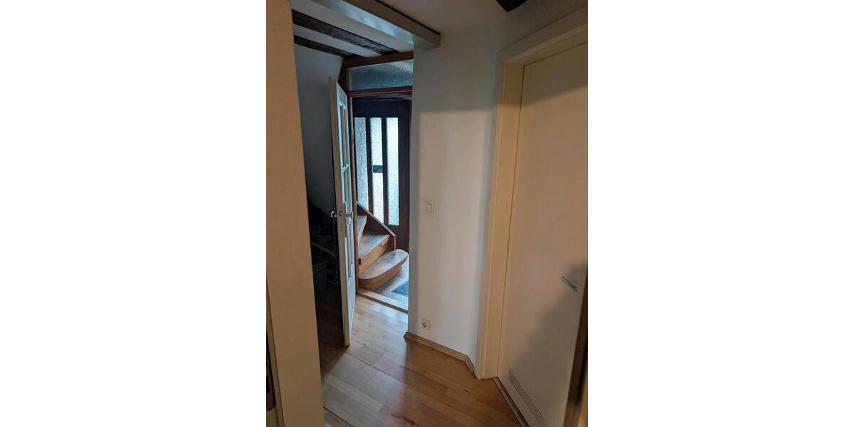 Etagenwohnung Frankfurt am Main Nord-West - 1 Zimmer, 10 m&sup2;, 400&euro; | Angebot:26577775