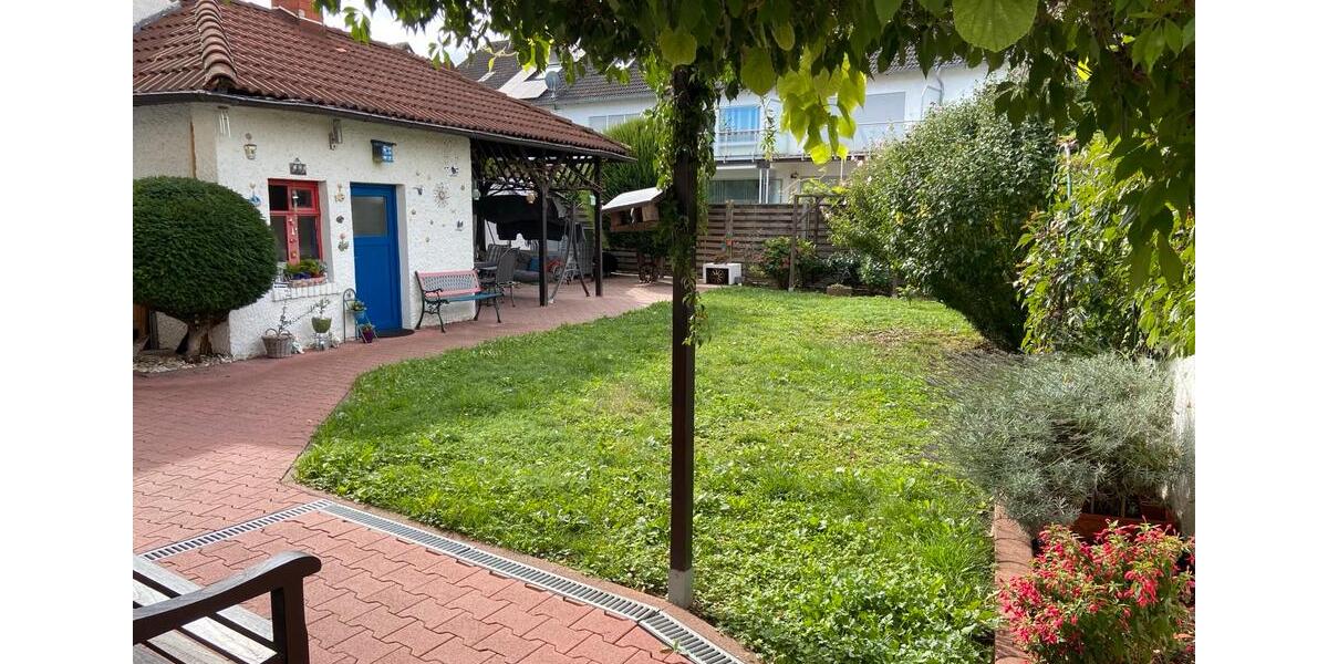 Doppelhaushälfte Frankfurt am Main Sindlingen - 12 Zimmer, 150 m&sup2;, 690.000&euro; | Angebot:26995167