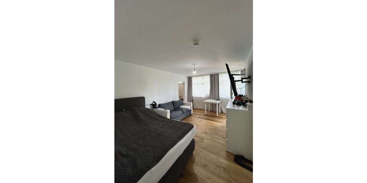 Etagenwohnung Frankfurt am Main Sachsenhausen Süd - 2 Zimmer, 35 m&sup2;, 1.000&euro; | Angebot:27044120