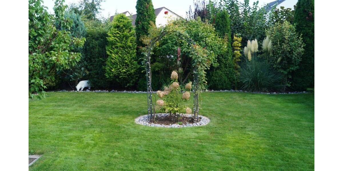 Einfamilienhaus Groß Gerau Groß-Gerau - 8 Zimmer, 193 m&sup2;, 798.000&euro; | Angebot:25814981