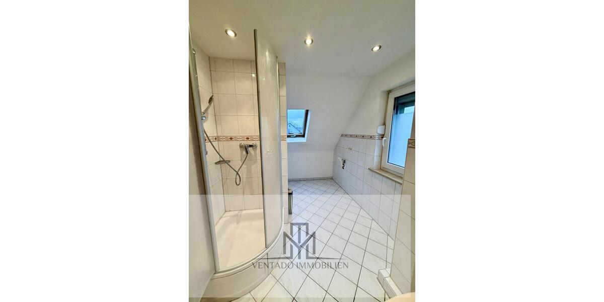 Dachgeschoßwohnung Frankfurt am Main Bonames - 2 Zimmer, 47 m&sup2;, 700&euro; | Angebot:23737955