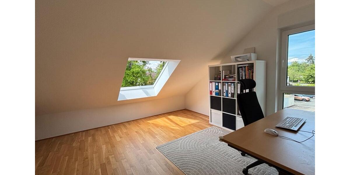 Reihenhaus Rüsselsheim am Main - 6 Zimmer, 144 m&sup2;, 2.300&euro; | Angebot:26536363