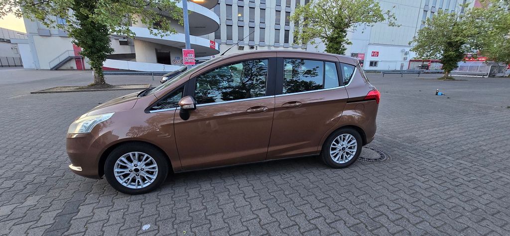 Ford B-Max 40.200 km 5.800 &euro; Frankfurt/Main 65933