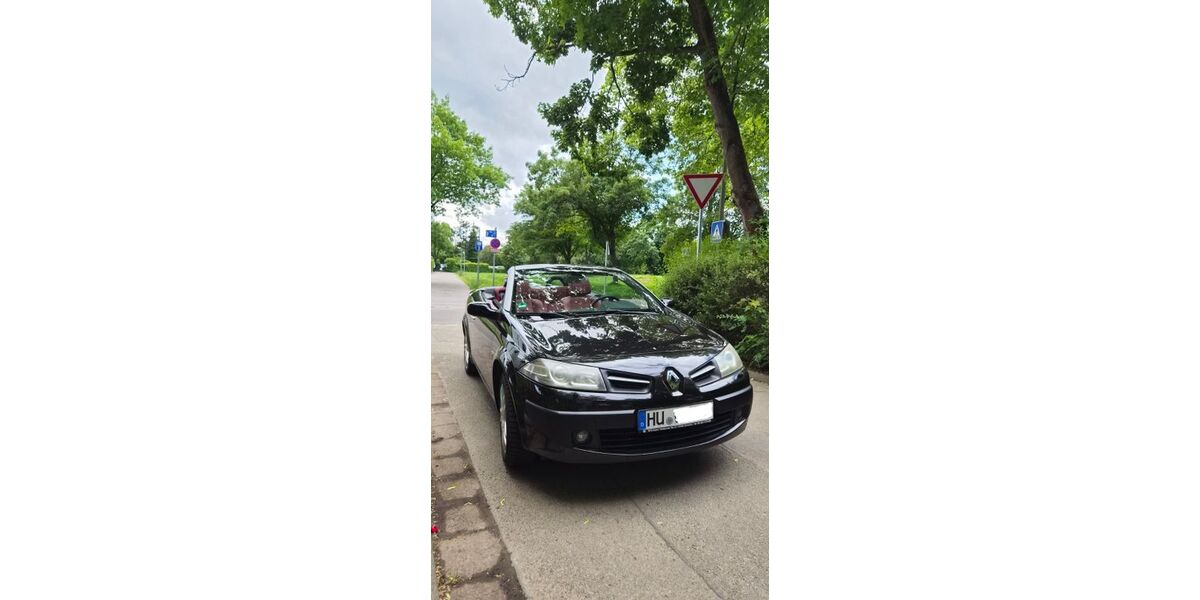 Renault Megane 114.000 km 5.555 &euro; Hanau 63454