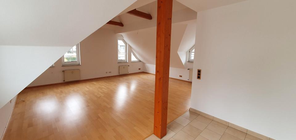 Dachgeschoßwohnung Bad Vilbel - 3 Zimmer, 88 m&sup2;, 398.000&euro; | Angebot:26866336