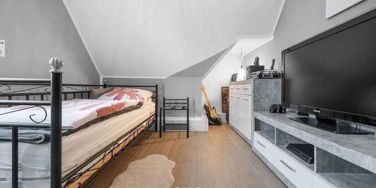 Doppelhaushälfte Hattersheim am Main Hattersheim - 6 Zimmer, 158 m&sup2;, 649.000&euro; | Angebot:25737433