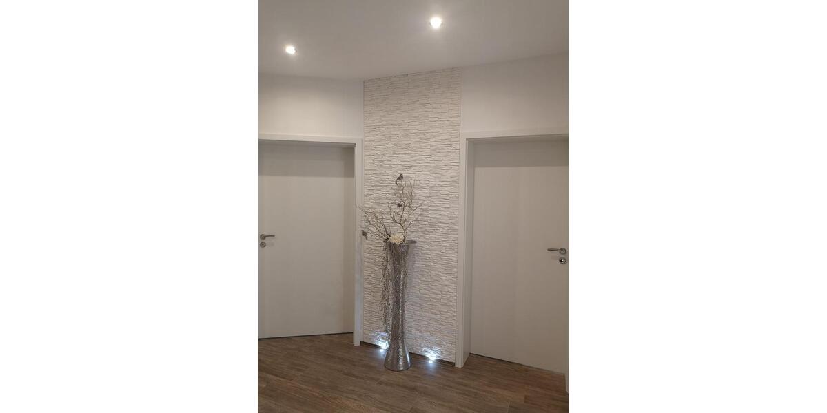 Moderne Doppelhaushälfte mit luxuriöser Ausstattung – 6 Zimmer & eigener Garten 6 zimmer