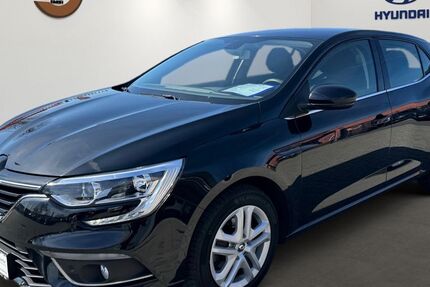 Renault Megane 75.653 km 11.490 € Hanau 63450