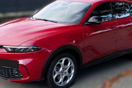 Alfa Romeo Tonale 8.700 km 29.200 € Dreieich 63303