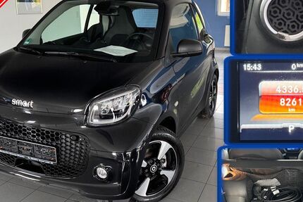 Smart ForTwo 8.261 km 15.950 &euro; Frankfurt/Main 60386