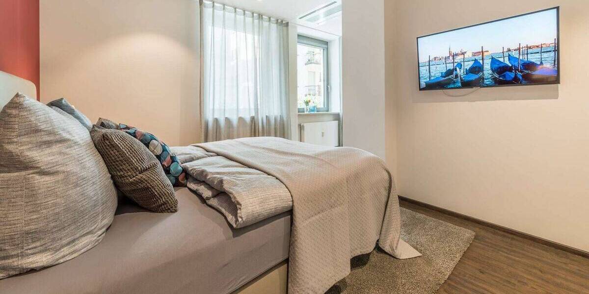 Etagenwohnung Frankfurt am Main Westend-Süd - 2 Zimmer, 42 m&sup2;, 1.750&euro; | Angebot:26410253