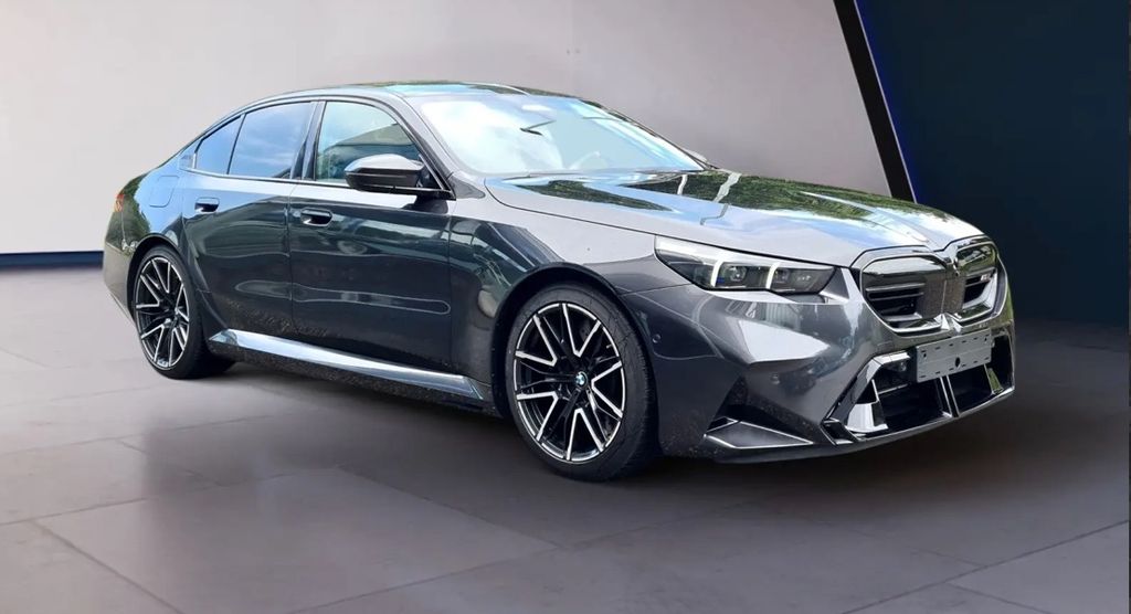 BMW M5 4.162 km 135.125 &euro; Hanau 63457