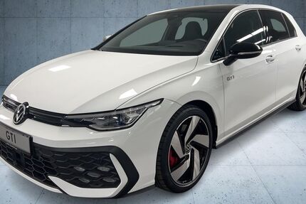 VW Golf 9.780 km 39.380 &euro; Frankfurt am Main 60528