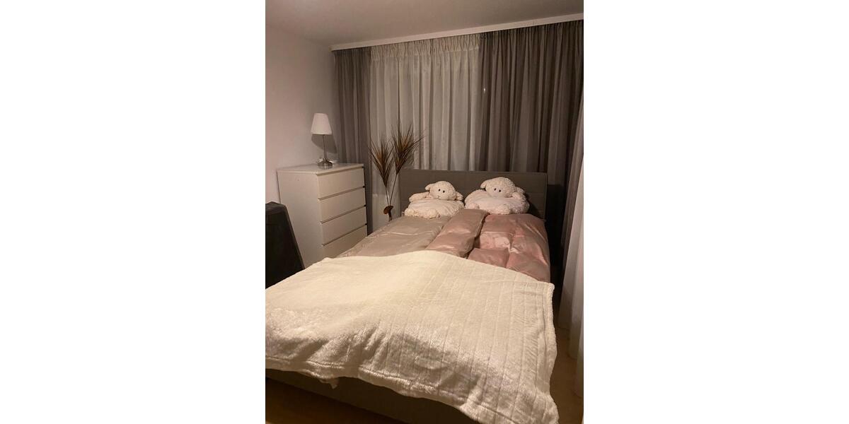 Etagenwohnung Frankfurt am Main West - 3 Zimmer, 106 m&sup2;, 1.750&euro; | Angebot:25403329